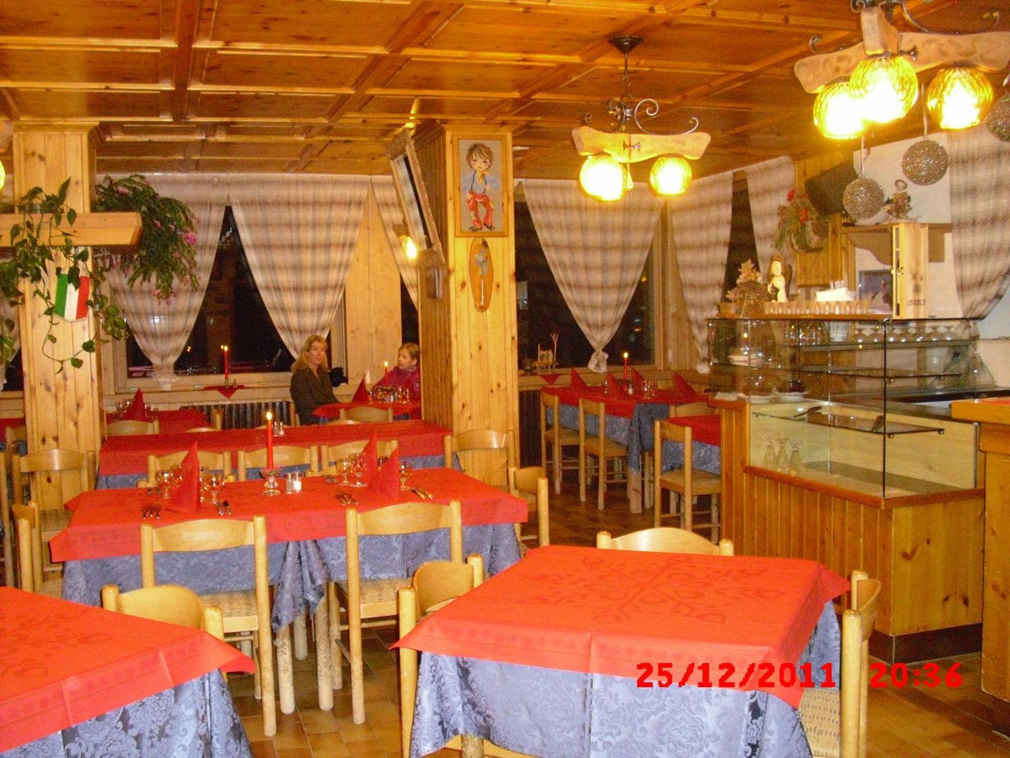 Chalet Dei Rododendri Villa Valdisotto Eksteriør billede